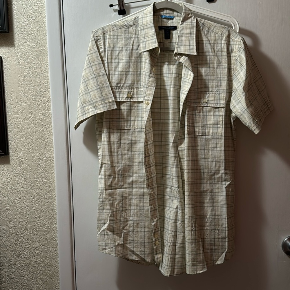 Men’s short sleeve dress shirt Van Heusen